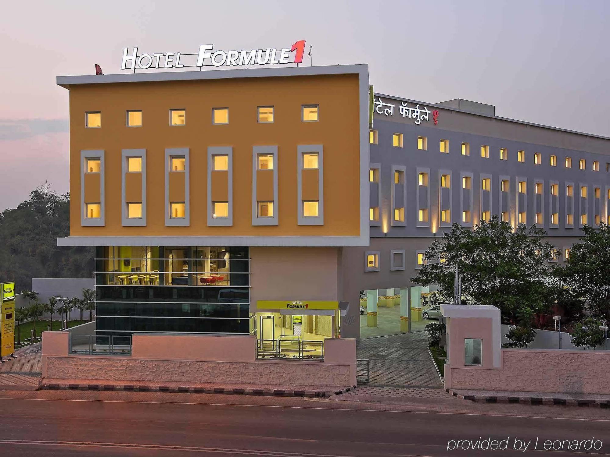 Holiday Inn Express Pune Pimpri, An Ihg Hotel Exterior foto
